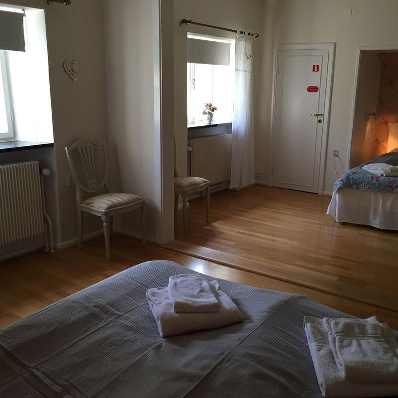 Herrgards Hotell Gyllene Haesten 바스터벡 외부 사진