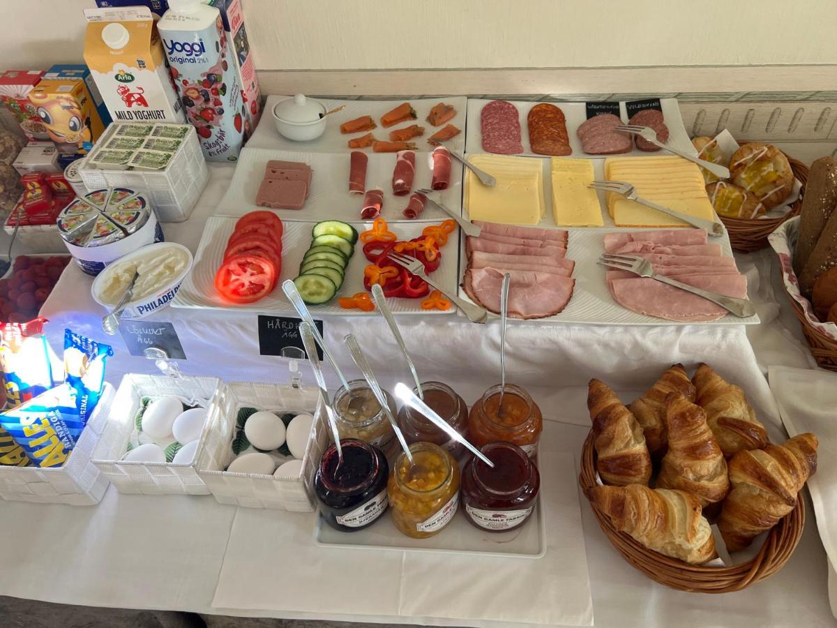 Herrgards Hotell Gyllene Haesten 바스터벡 외부 사진
